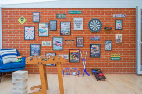 Modern Home with Games Room, Watford